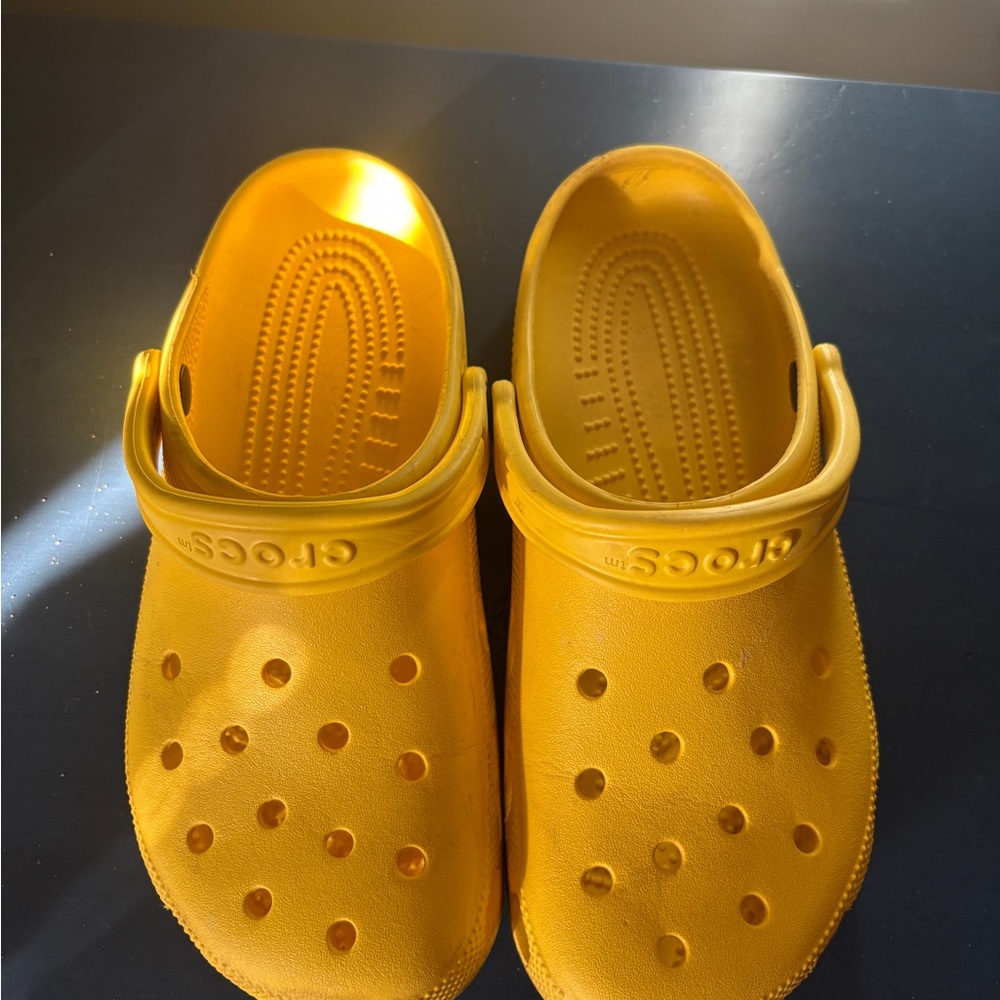 Crocs Classic Clog - Yellow